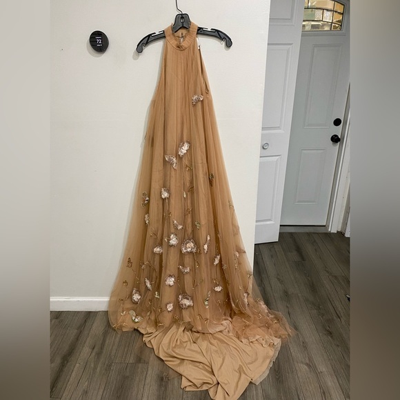 NWOT Anthropologie BHLDN Cordelia Embroidery Beige Pink Maxi Dress Gown Sz 4 - Picture 3 of 13